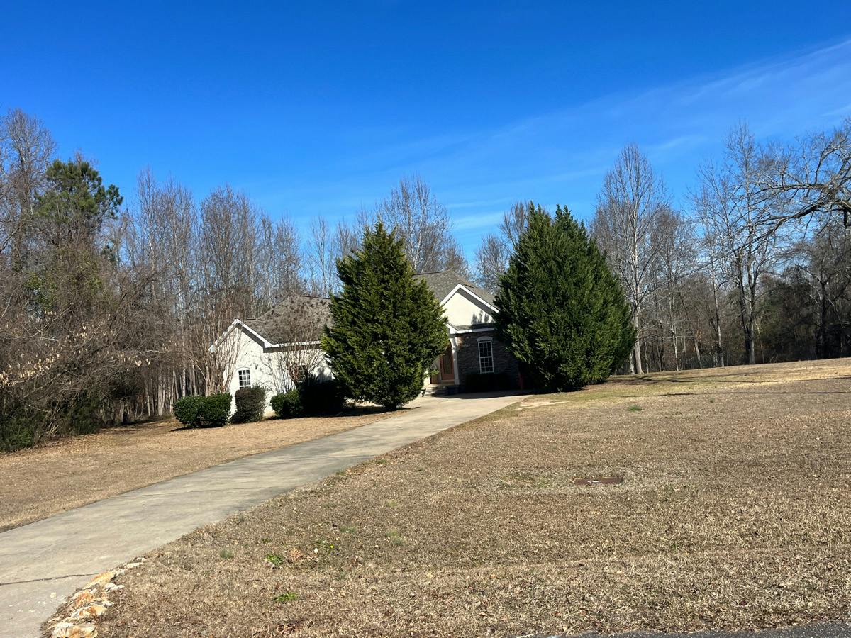 Arrowhead Dr, Lizella, GA 31052