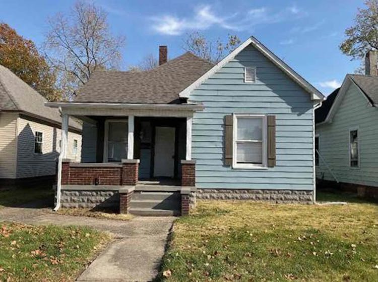 1512 S 11th St Terre Haute, IN 47802, Vigo County