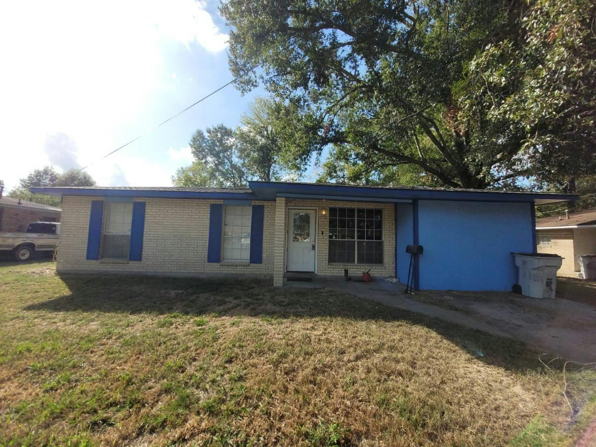 Cypress Dr, Baker, LA 70714