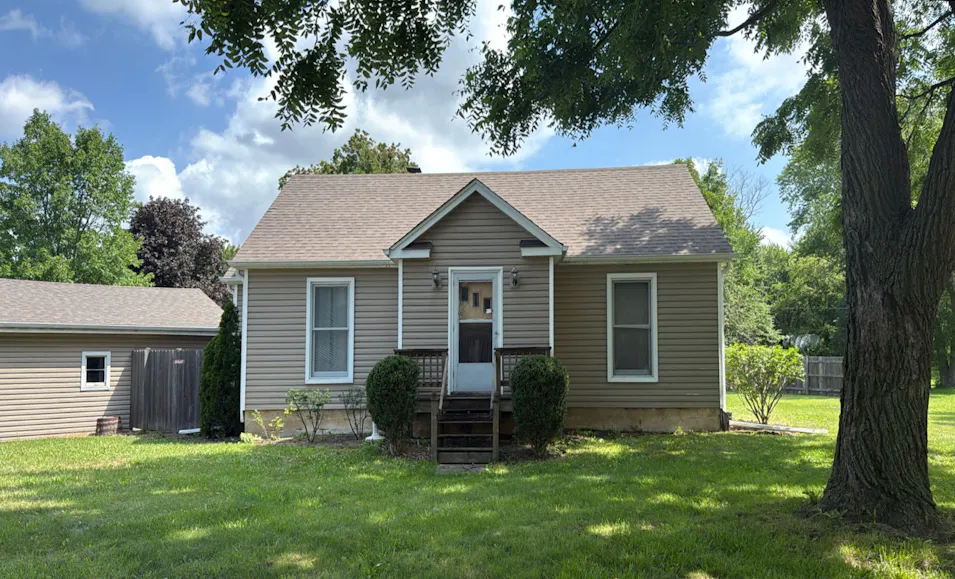 41 South Oplaine Road Gurnee, IL 60031, Lake County
