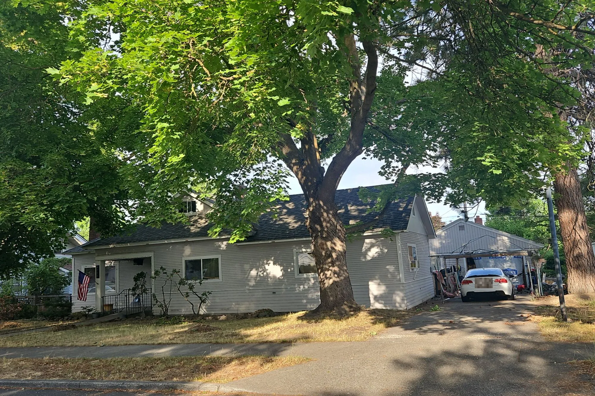 Hawthorne St, Spokane, WA 99205 #1