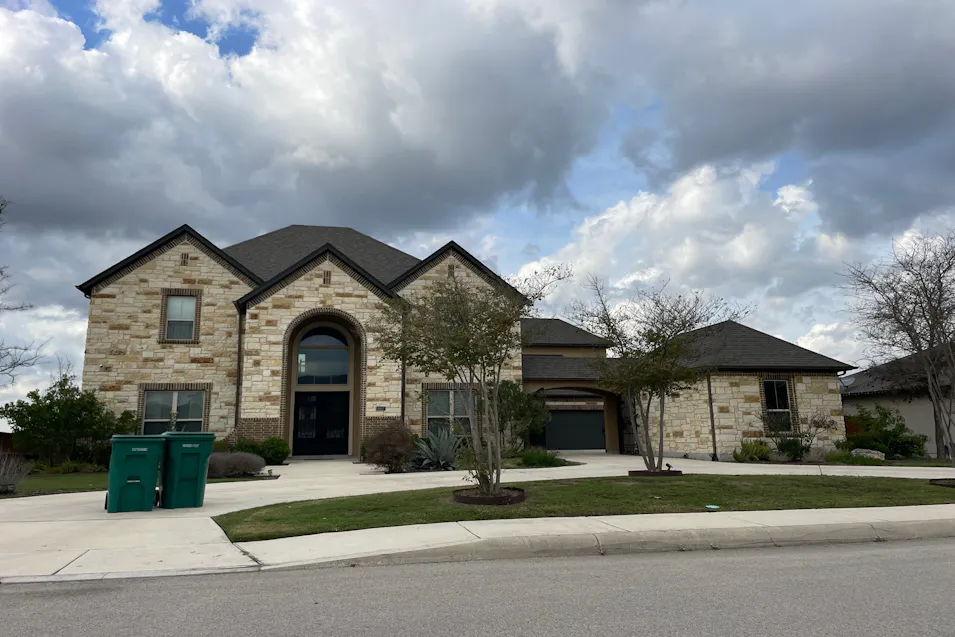 6407 Tallow Way Converse, TX 78109, Bexar County