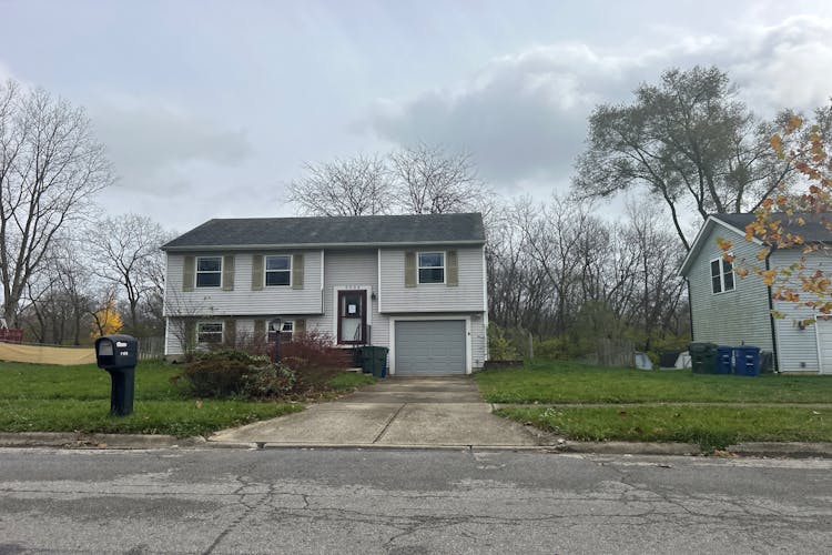 3904 Marsha Drive Columbus, OH 43207, Franklin County