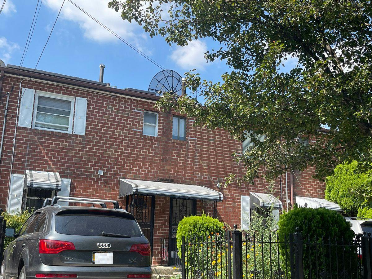 Sackman St, Brooklyn, NY 11212 #1