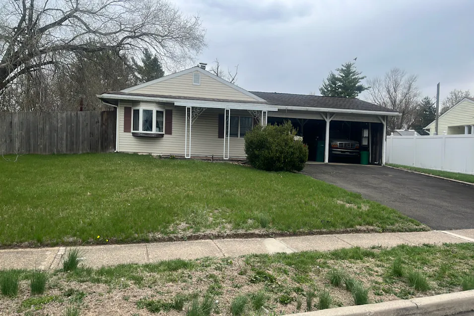 340 Dogwood Dr Levittown, PA 19055, Bucks County