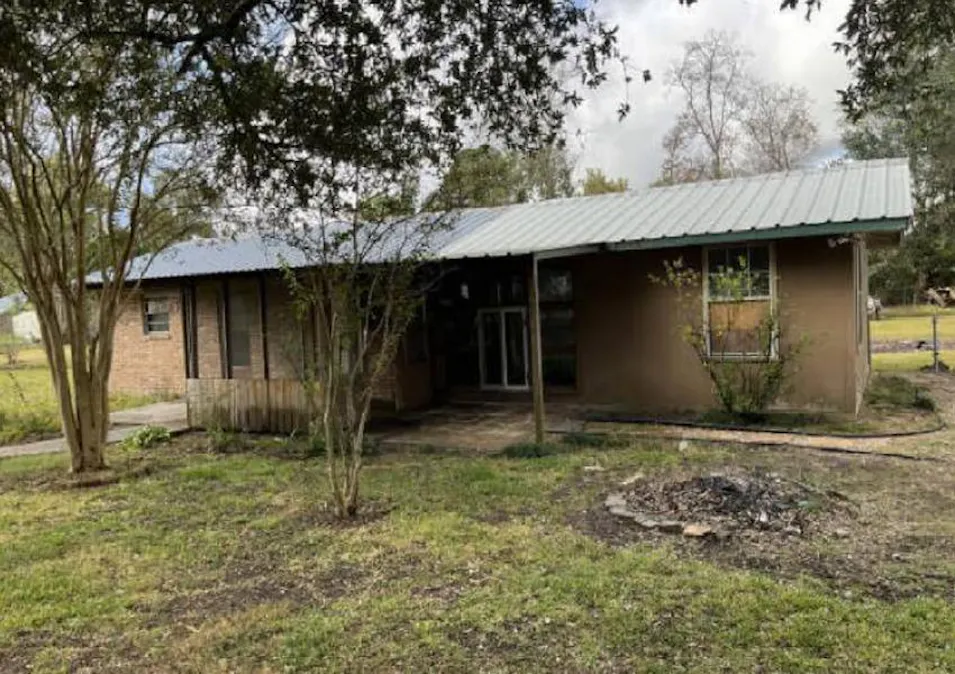 1018 Hayes St Breaux Bridge, LA 70517, Saint Martin County