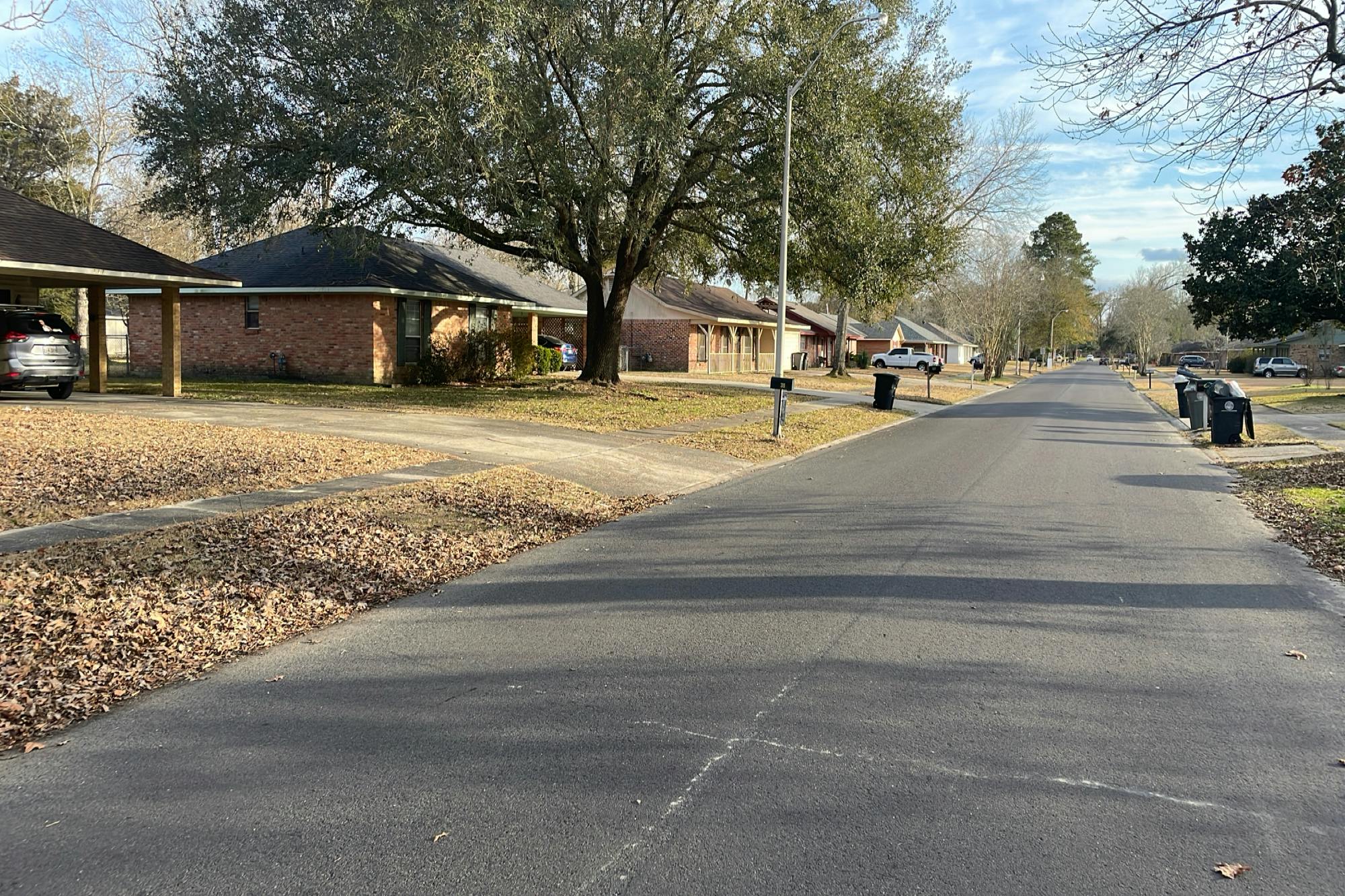 Laurie Lynn Dr, Baton Rouge, LA 70819