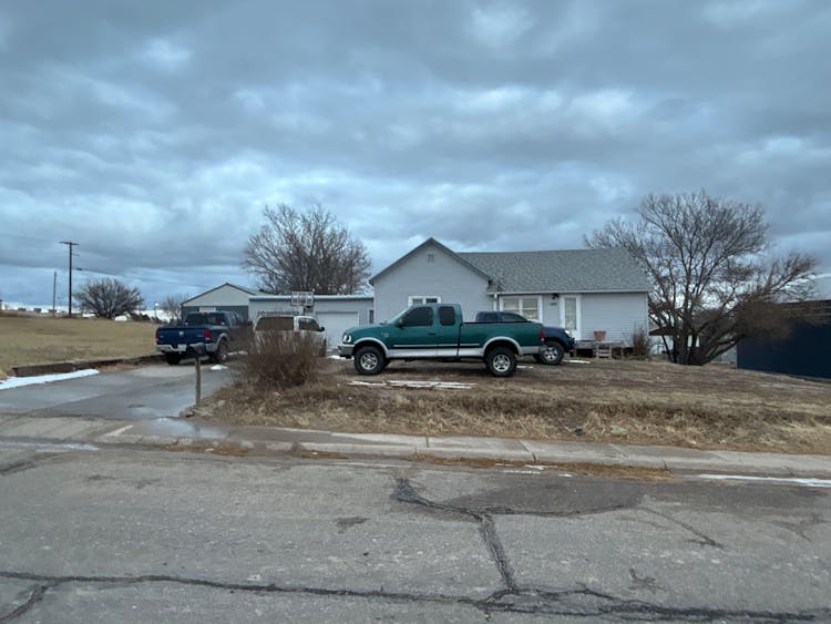 105 W 11th St McCook, NE 69001, Red Willow County