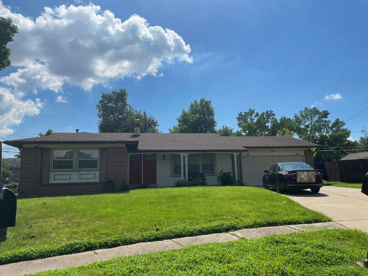 Colonial Ct, Florissant, MO 63031