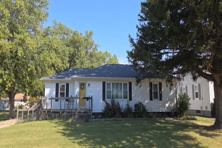 511 Newman Street Knoxville, IL 61448, Knox County