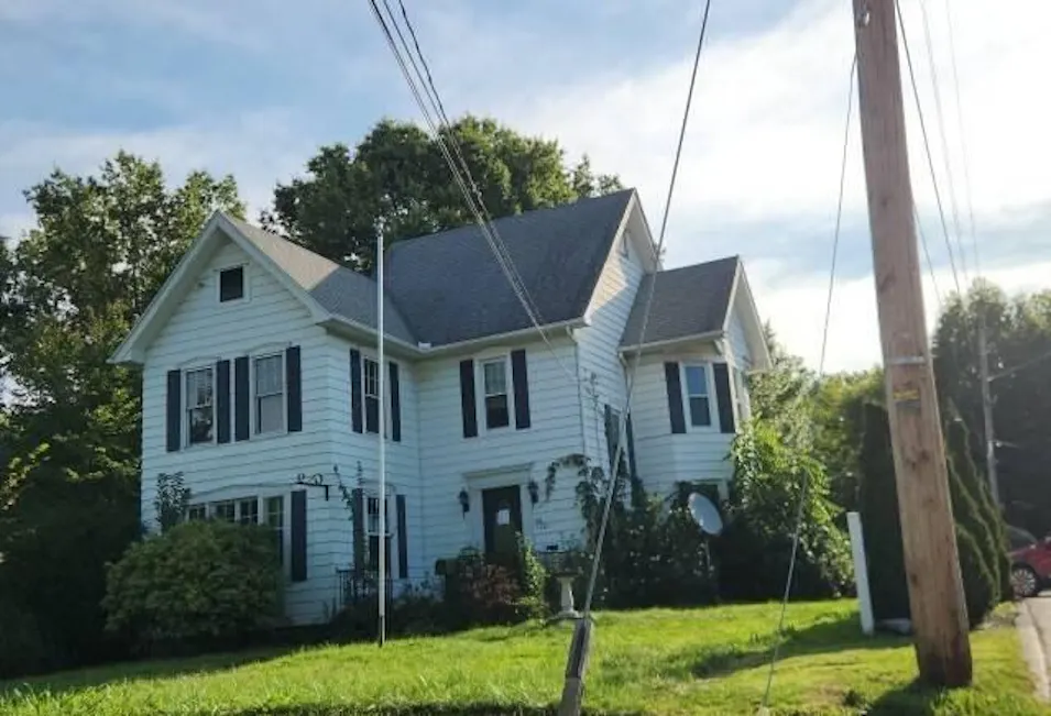 120 N Freedom St Ravenna, OH 44266, Portage County