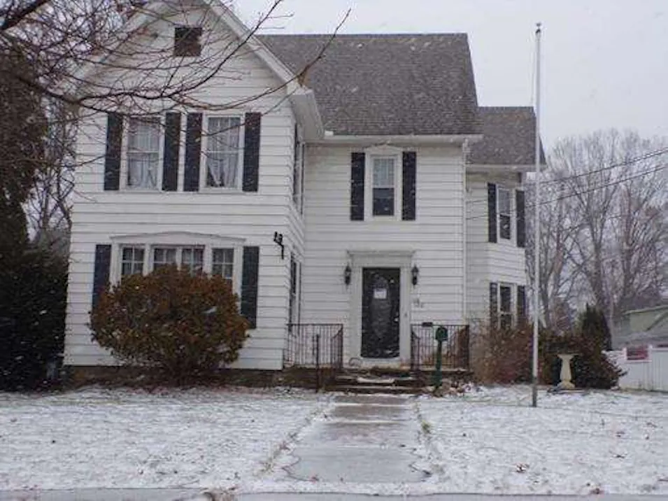 120 N Freedom St Ravenna, OH 44266, Portage County