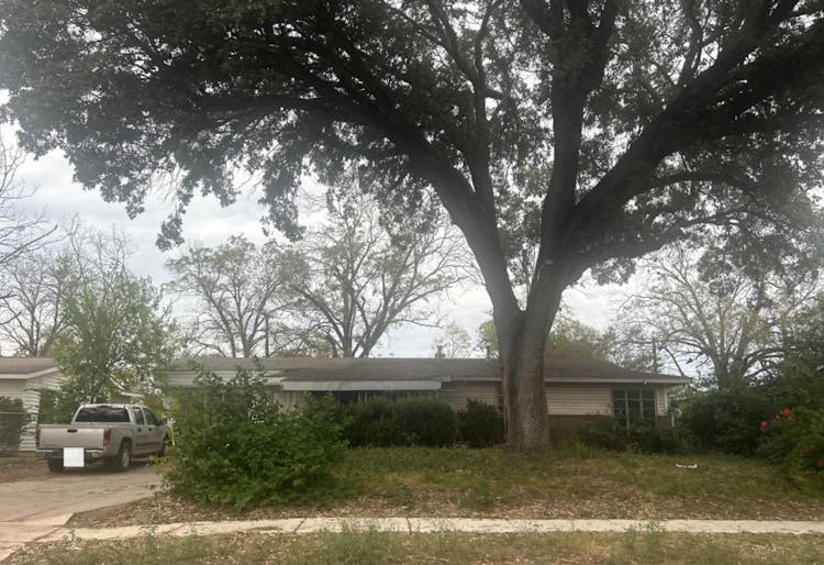 227 Leonidas Dr San Antonio, TX 78220, Bexar County