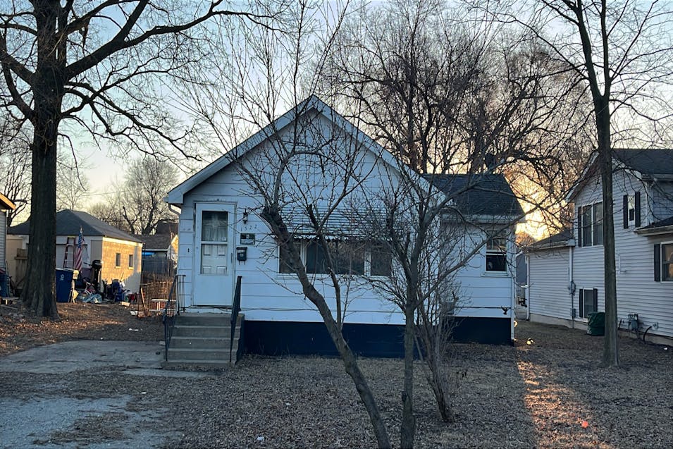 1522 Pine St. Ottawa, IL 61350, Lasalle County