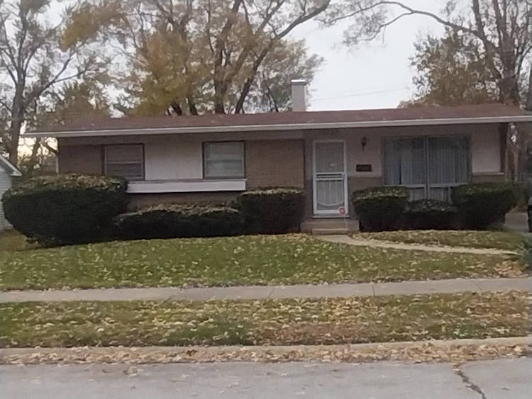 15722 Woodlawn East South Holland, IL 60473, Cook County
