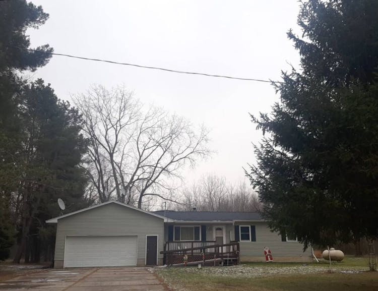 15927 Briggs Rd Chesaning, MI 48616, Saginaw County