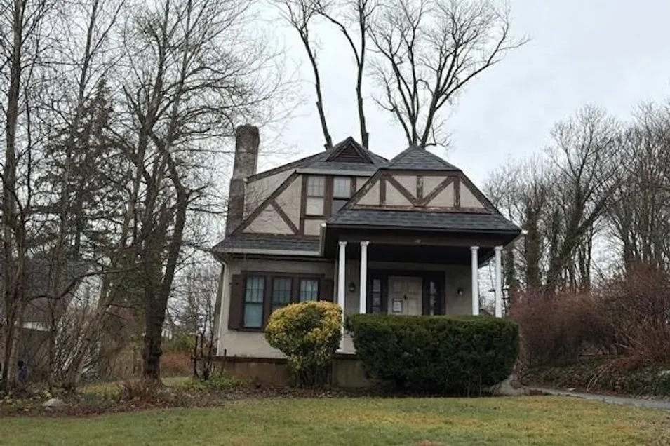 16 Landing Road Huntington, NY 11743, Suffolk County