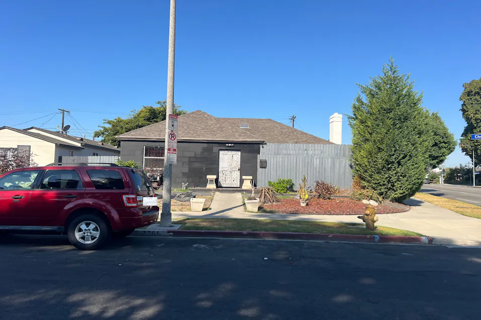 3701 Cherrywood Ave Los Angeles, CA 90018, Los Angeles County