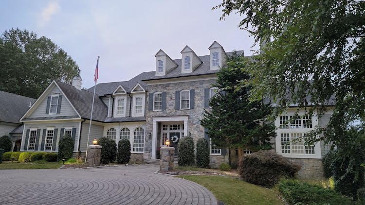 634 River Bend Road Great Falls, VA 22066, Fairfax County