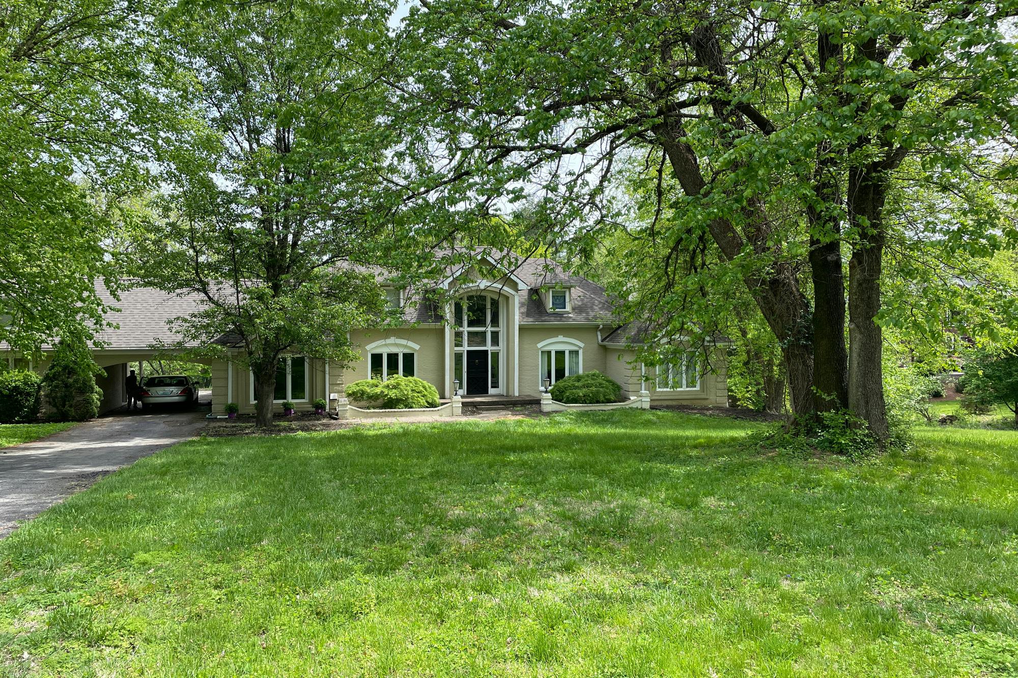Poplar Hill Ct, Louisville, KY 40207