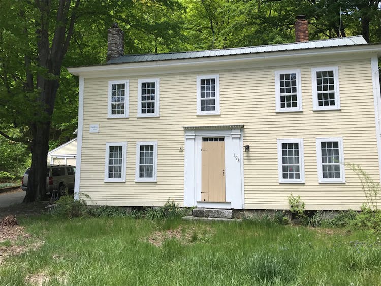 108 Reservoir Dr, Weare, NH, 03281, USA