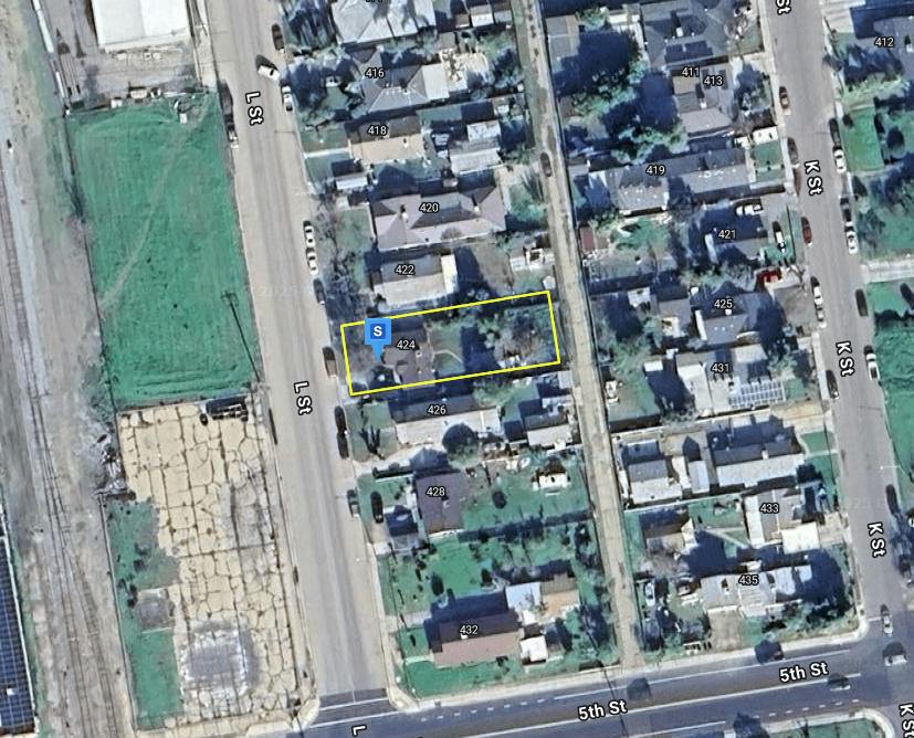 L St, Sanger, CA 93657
