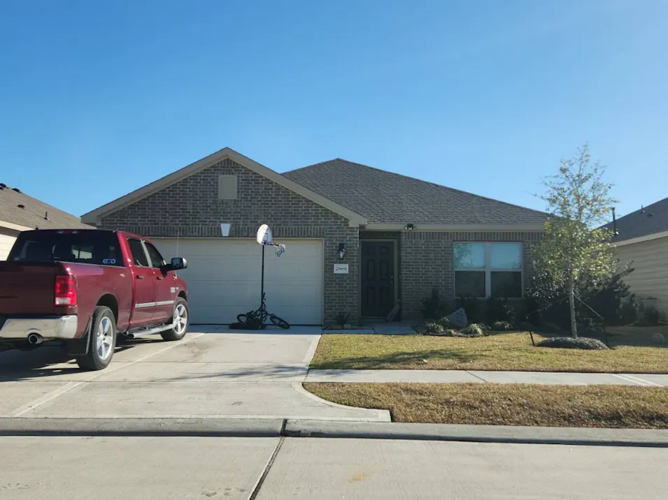 2869 S Fairway Lake Dr Alvin, TX 77511, Brazoria County