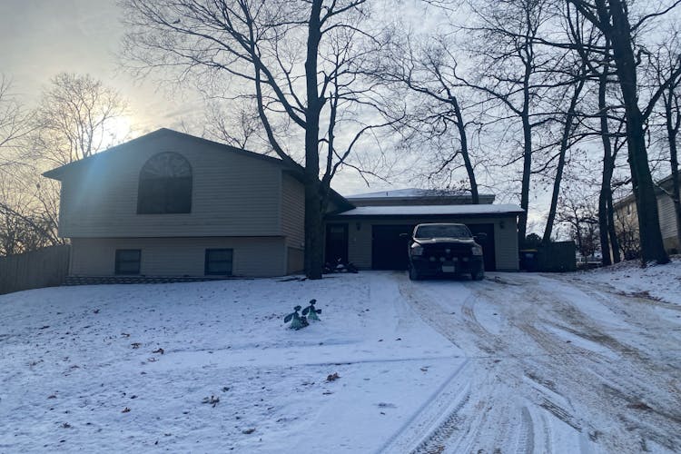 121 Chaffee Dr Hiawatha, IA 52233, Linn County