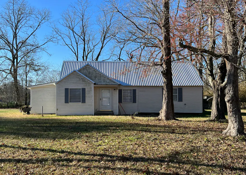 220 E Spruce St Huntington, TX 75949, Angelina County