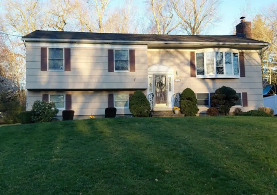 557 Babbling Brook Ln Valley Cottage, NY 10989, Rockland County