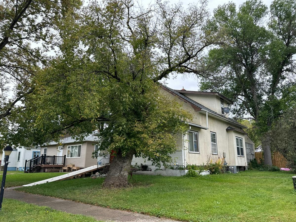 2nd Ave, Jamestown, ND 58401 #1