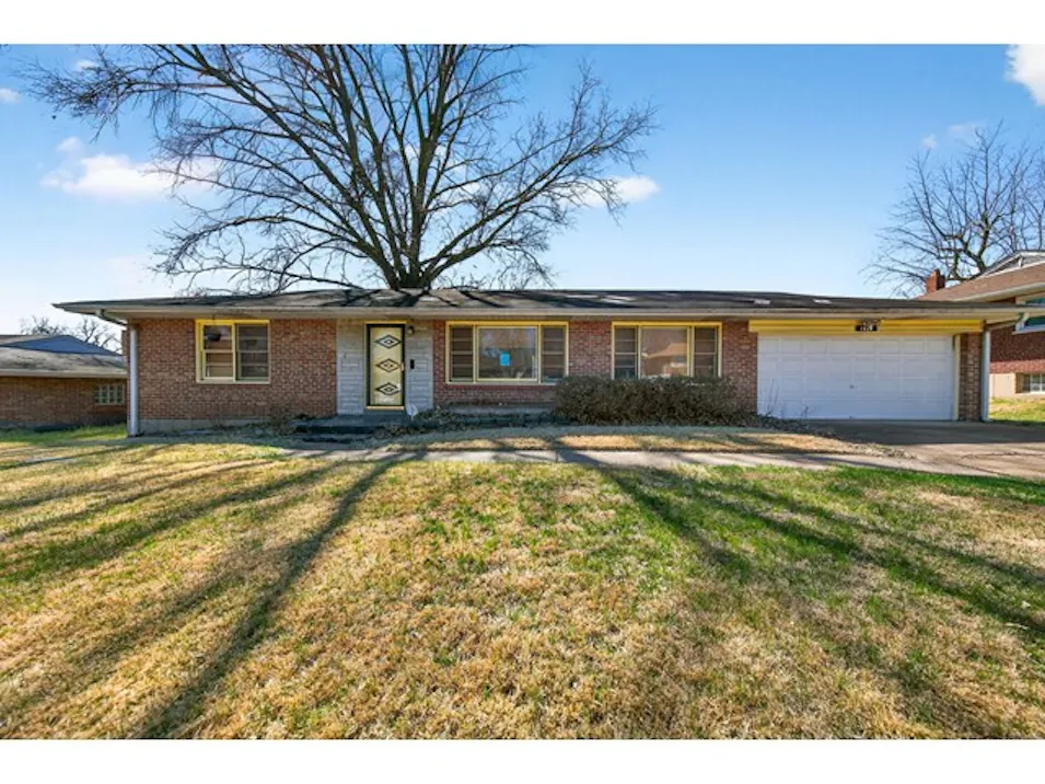 1326 Northumberland Dr Saint Louis, MO 63137, St Louis County