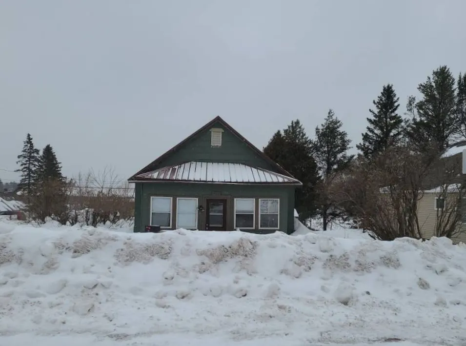 402 6th Street Proctor, MN 55810, St. Louis County