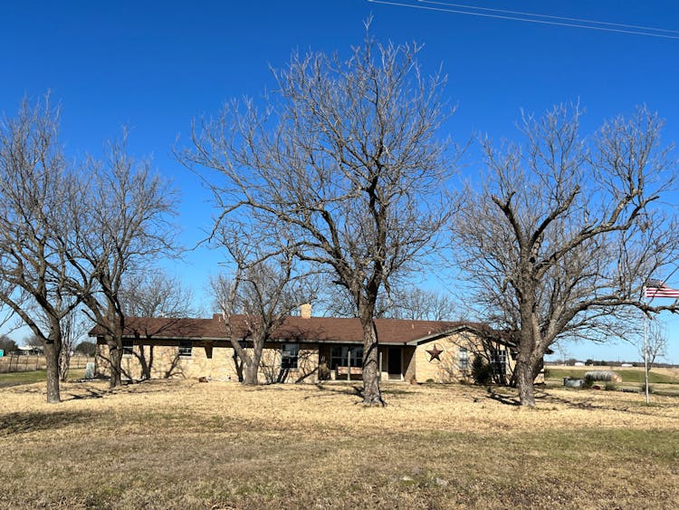 8441 Fm 1181 Ennis, TX 75119, Ellis County