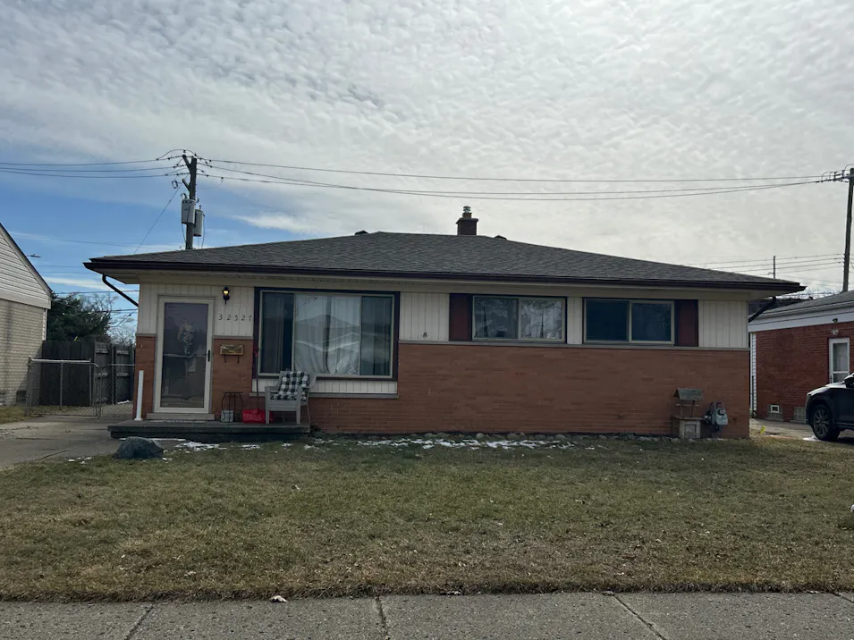 32527 Leona St Garden City, MI 48135, Wayne County