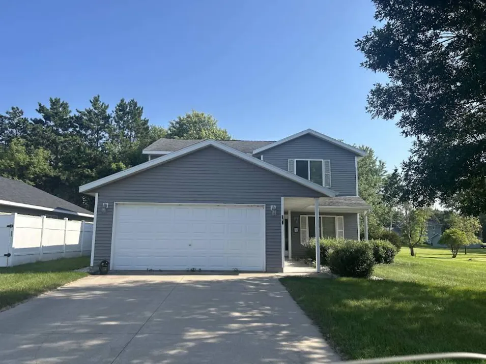 510 Elk Ave Eden Valley, MN 55329, Meeker County