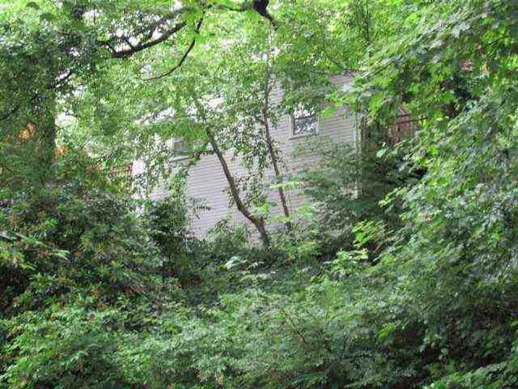 134 Cook Ln Beacon Falls, CT 06403, New Haven County