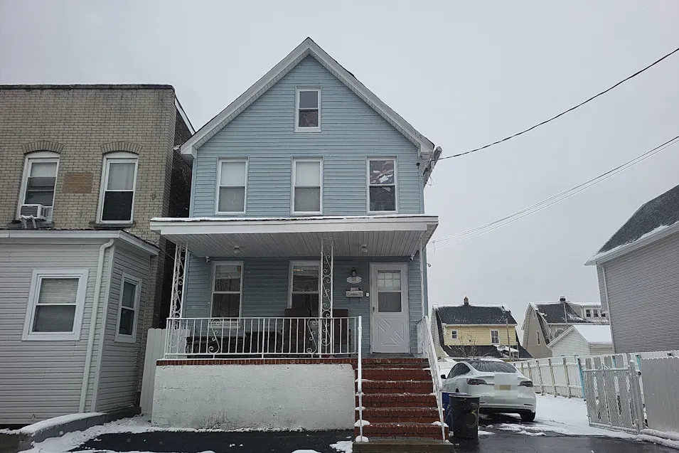 36 Lincoln Ave Carteret, NJ 07008, Middlesex County