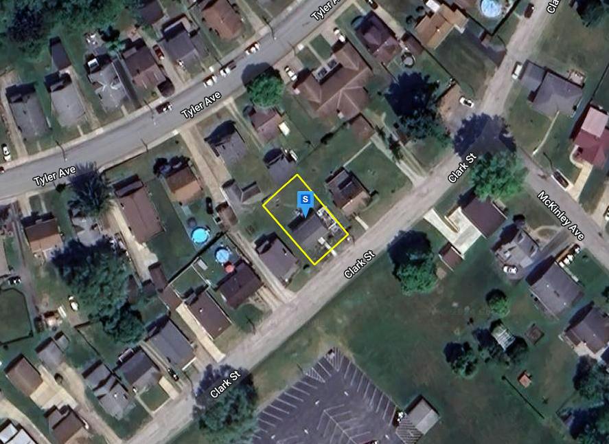 Clark St, Washington, PA 15301