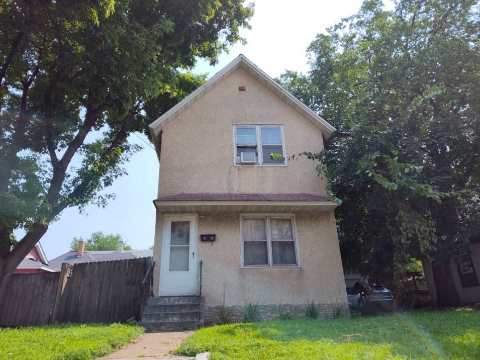 1823 University Av Minneapolis, MN 55418, Hennepin County