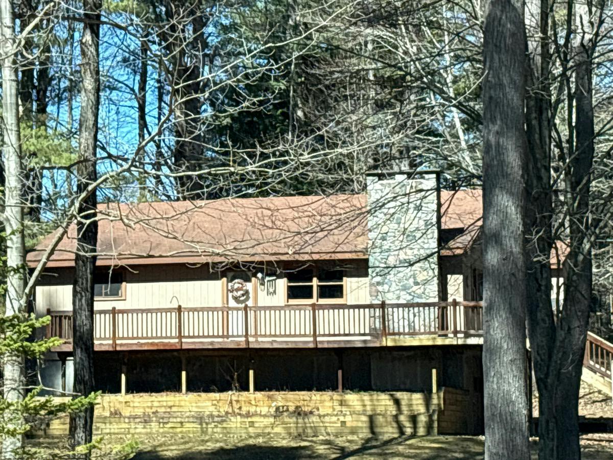 Lady Slipper Ln, Lake Luzerne, NY 12846