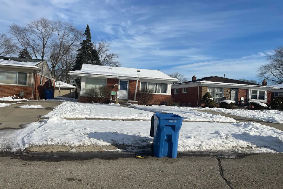 4001 Vassar St Dearborn Heights, MI 48125, Wayne County