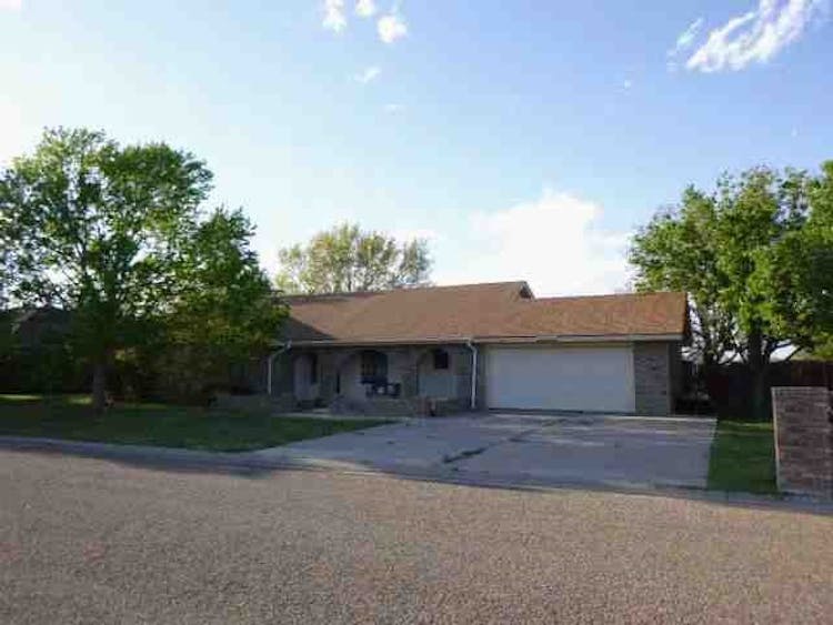 2016 Cherry St Portales, NM 88130, Roosevelt County