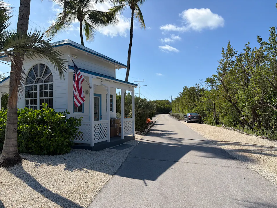500 Burton Drive, Apt 4210 Taveneir, FL 33070, Monroe County