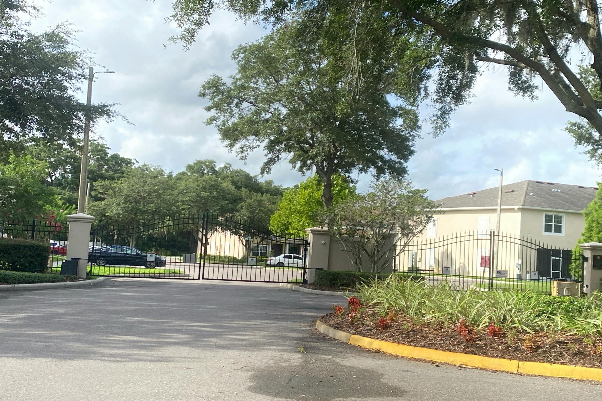 Sleepy Oak Dr, Wesley Chapel, FL 33543