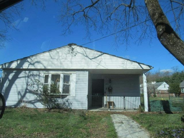 Hampton Pl, Newburgh, NY 12550