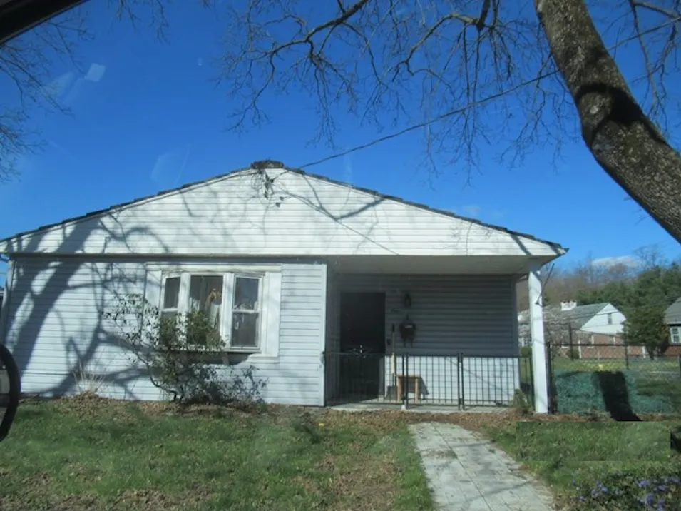 1 Hampton Pl Newburgh, NY 12550, Orange County