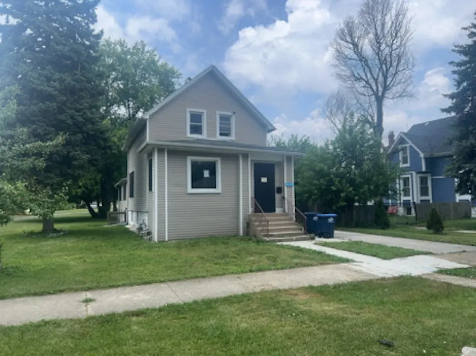 1316 S 8th Ave Maywood, IL 60153, Cook County