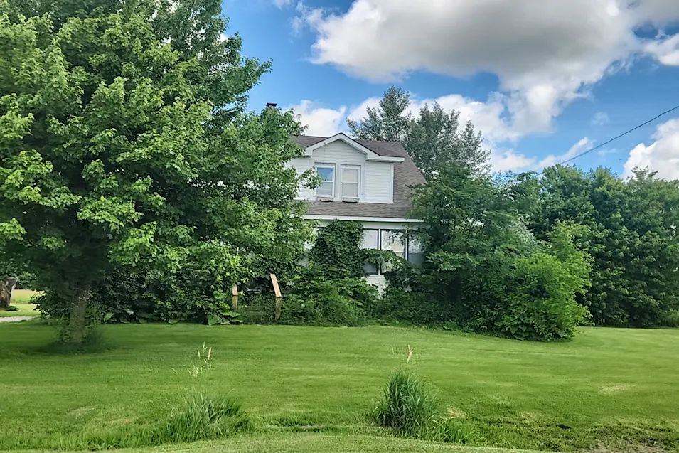 7160 Shea Rd Cottrellville, MI 48039-2412, Saint Clair County