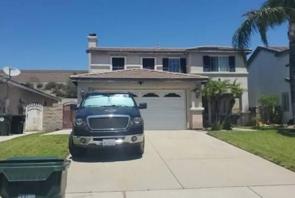 15652 Gulfstream Ave Fontana, CA 92336, San Bernardino County